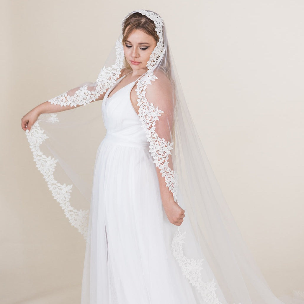 Camila Ivory Veil With Lace Edge  The Mantilla Co – The Mantilla Company